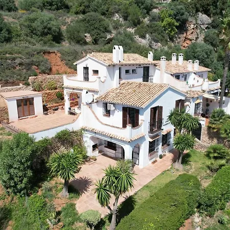Vakantiehuis Terraced House In The Mountains With Fantastic View