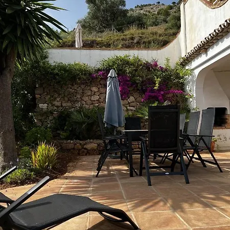 Vakantiehuis Terraced House In The Mountains With Fantastic View Málaga